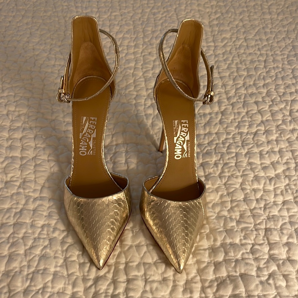Ferragamo high heels shoes